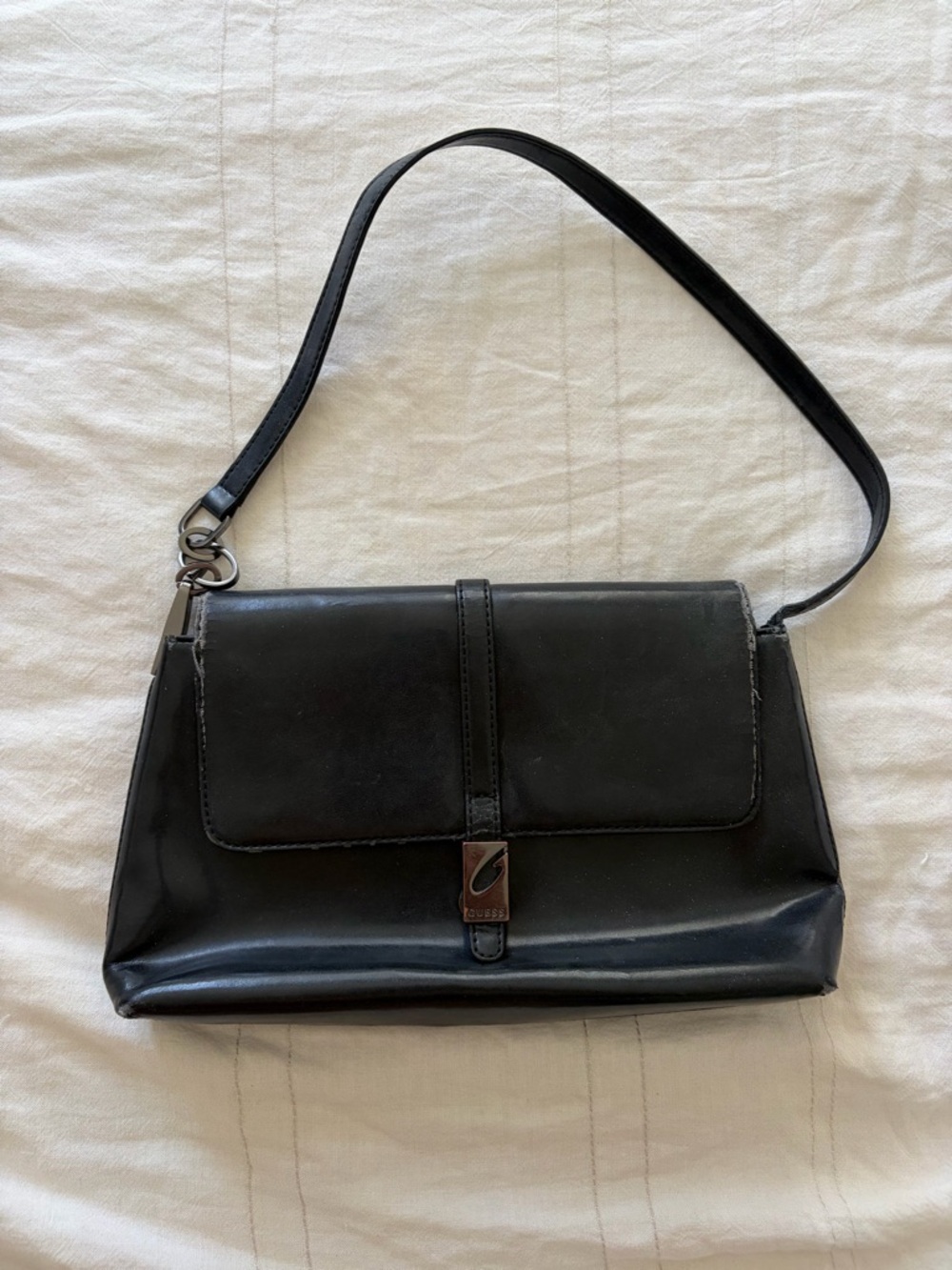 Guess Black Leather Shoulder Bag with Front Flap